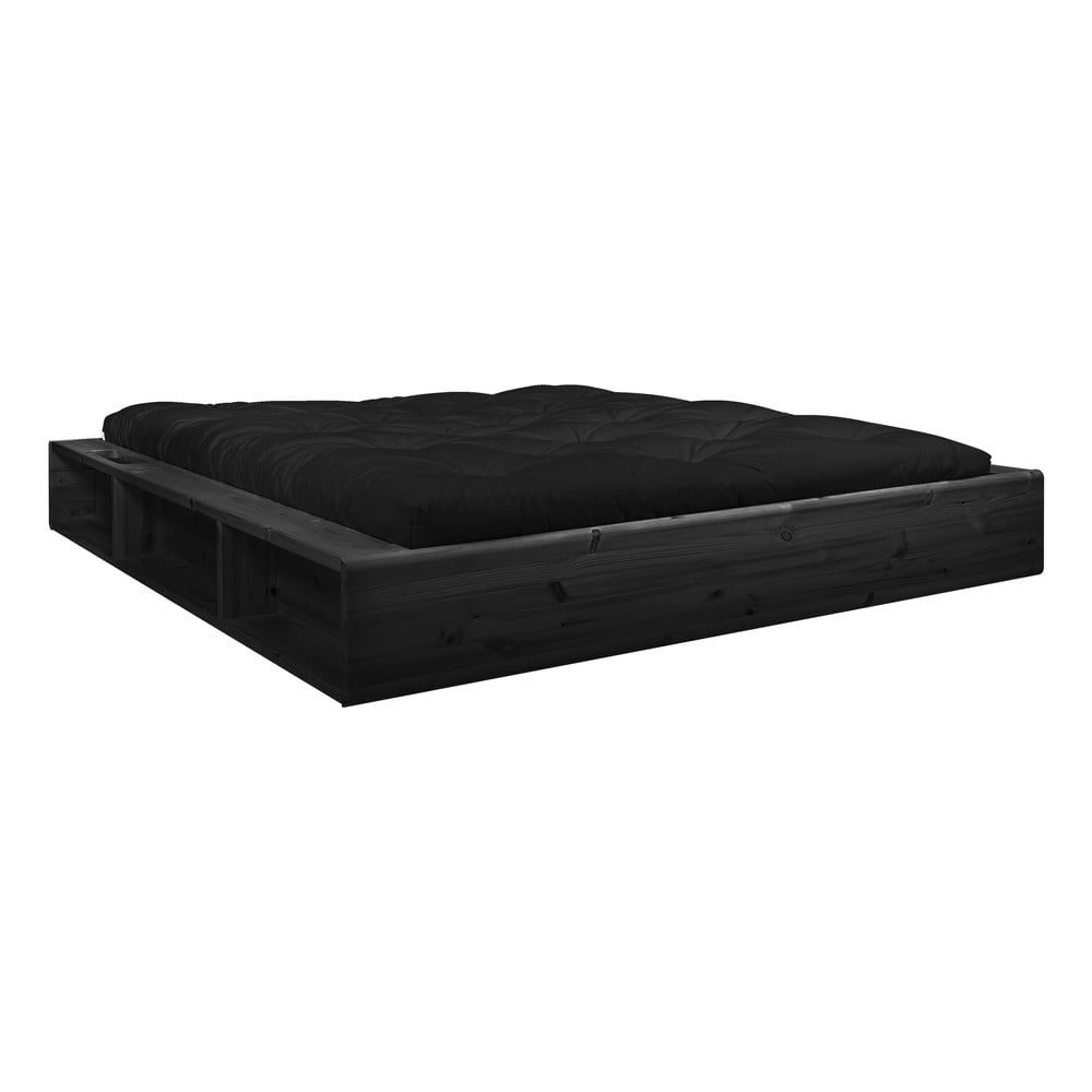 Čierna dvojlôžková posteľ z masívneho dreva s čiernym futonom Comfort Karup Design Ziggy