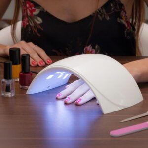 Profesionálna LED UV lampa na nechty InnovaGoods